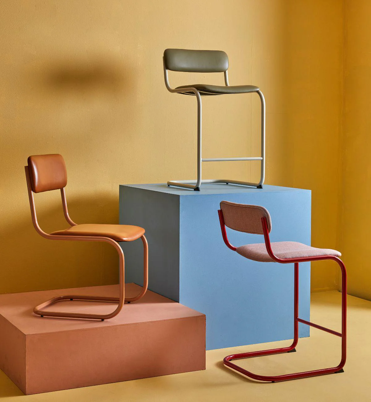 Strut Bar Stool In Khaki Leather - Image 3