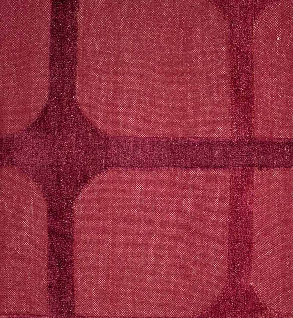 The Den Dhurrie in Plum - Image 10